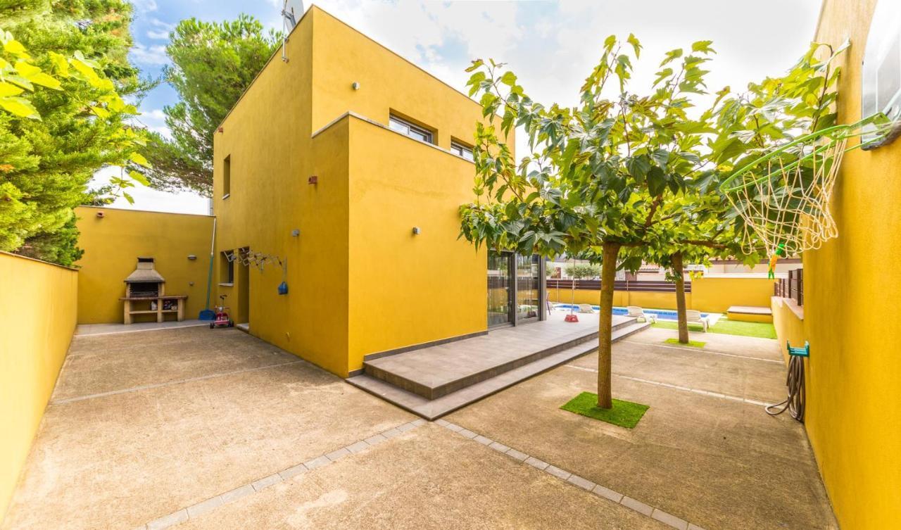Villa Marianna L' Escala Bagian luar foto